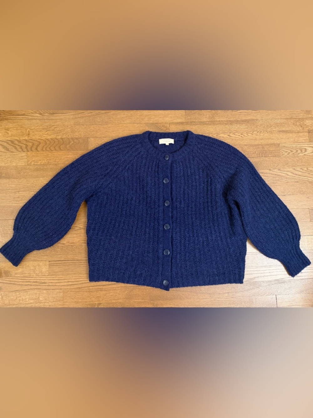 Emile Cardigan - Picture 2 of 5
